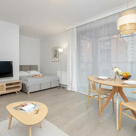 Woodicapart With Balcony In By Renters Apartament